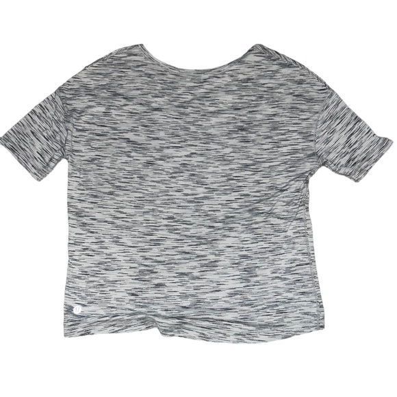 - Lululemon Run it out tee - Picture 5 of 7